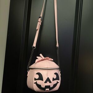 Mad Engine FinebyMe Pretty Pink Pumpkin jack-o’-lantern Crossbody/shoulder purse